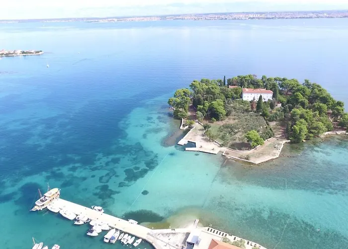 Bateau-hôtel Rhythm Floating - 3*